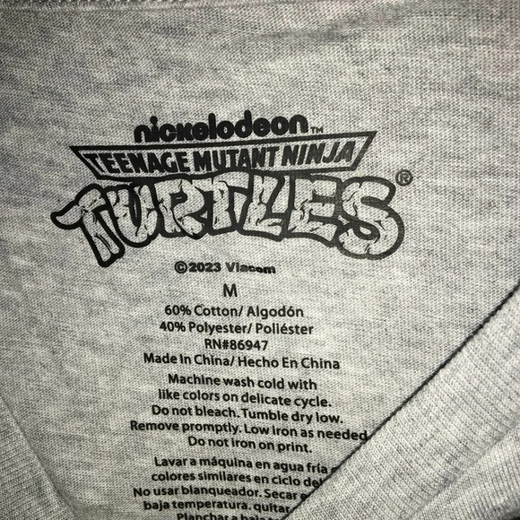 NWT Nickelodeon Men’s Size Large Teenage Mutant Ninja Turtles Graphic Tee Shirt - Picture 7 of 7